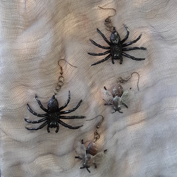 Fly Glitter Earrings Insect Halloween Handcrafted Entomology… - Picture 4 of 12